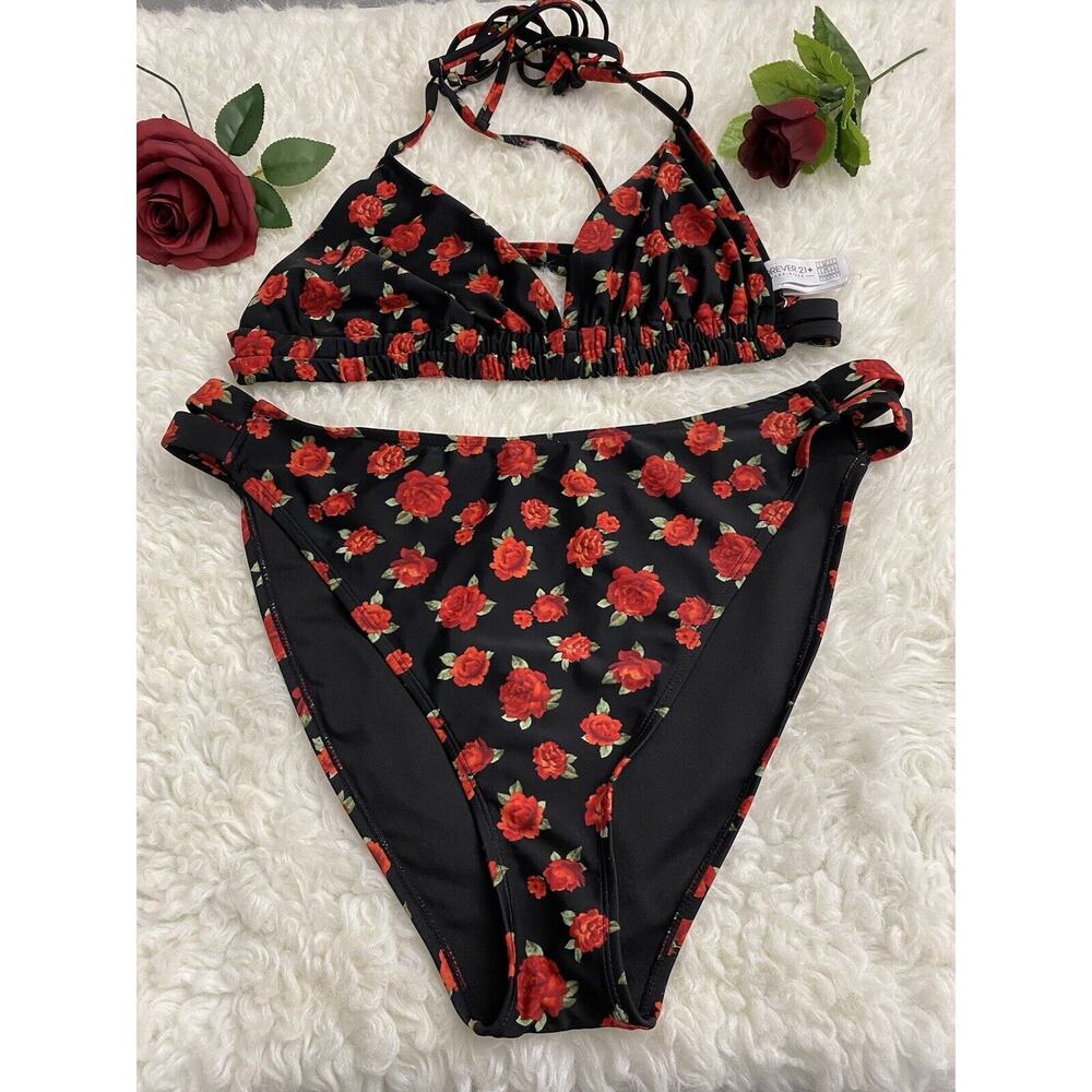 NWOT Forever 21+ ROSES Floral Two-piece Swimsuit Plus Sizes Size 2X STRAPPY